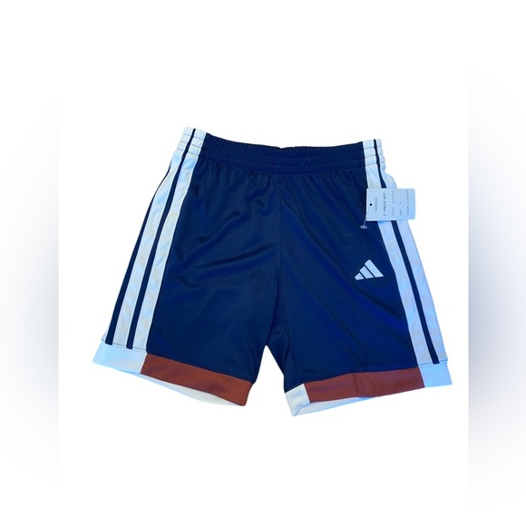 NWT- Adidas 2 pieces t-shirt and shorts Set - Picture 8 of 11